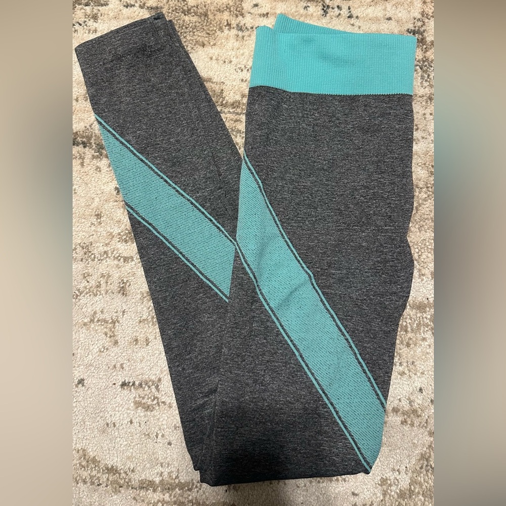 Blue & grey leggings